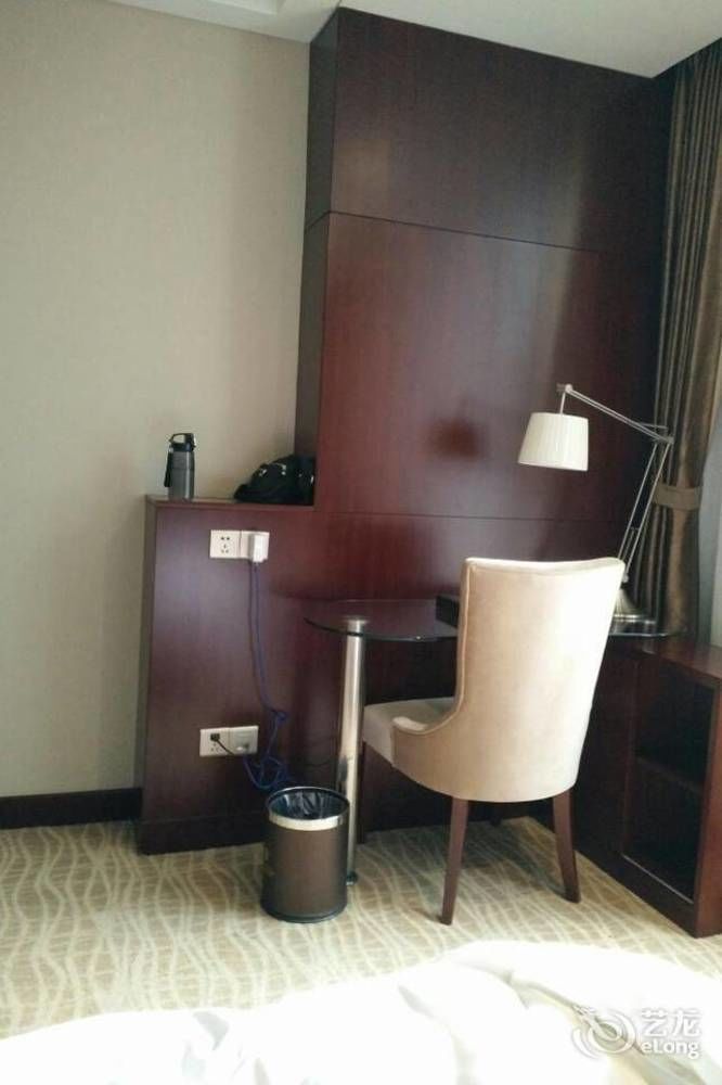 Tianjin Jinlong International Hotel Extérieur photo